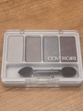 New/Unused CoverGirl Eye Enhancers 4-Kit Eyeshadow - Smokey Nudes